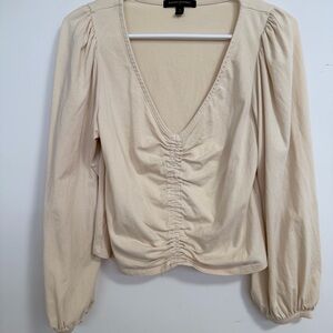 Banana Republic Cream Ruched deep V-Neck crop style shirt